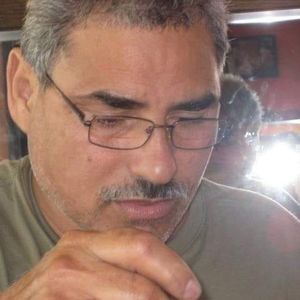 Meet your Posher, Carlos reuben